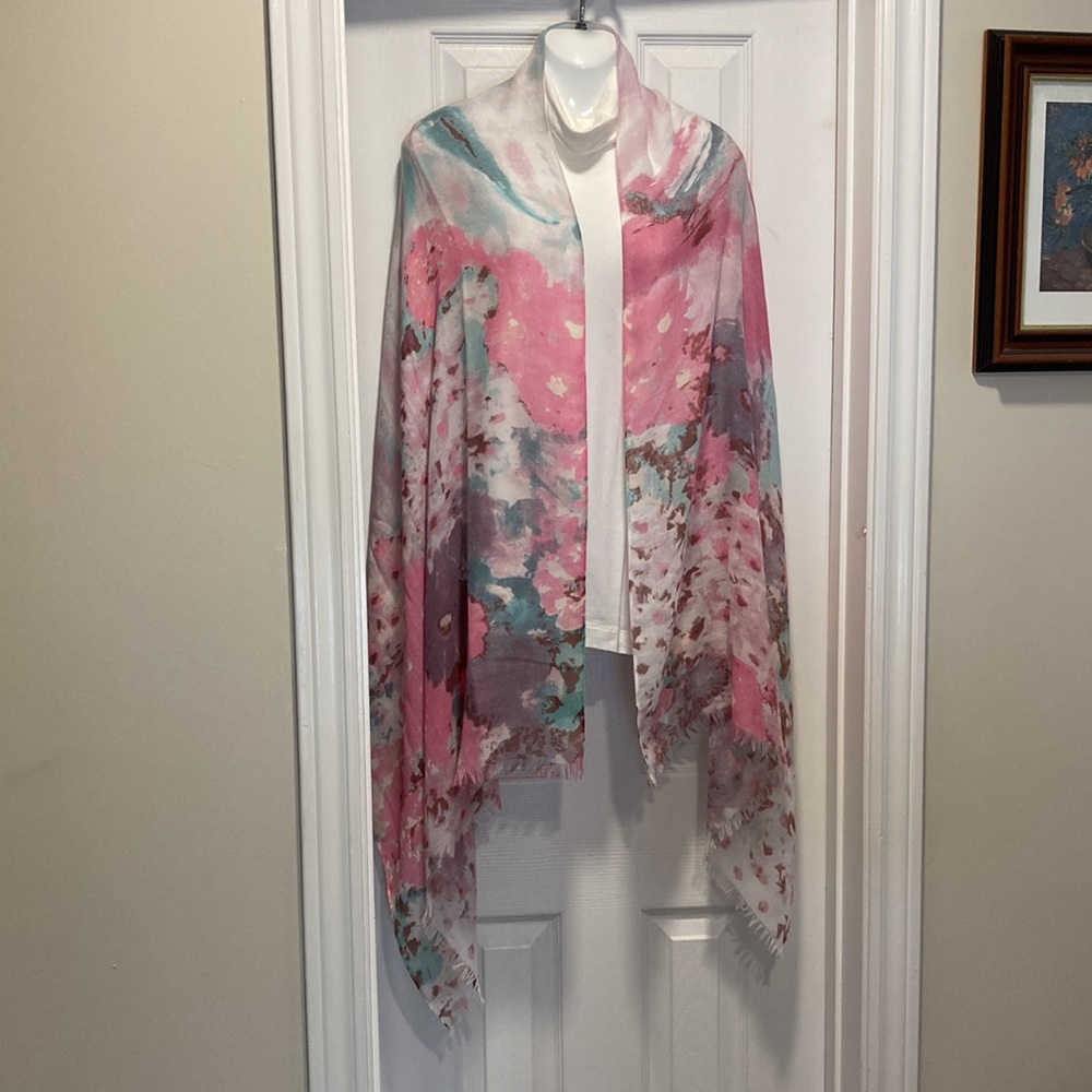 NWOT - Multi-Coloured Rectangular Pashmina Scarf With Soft Fringes